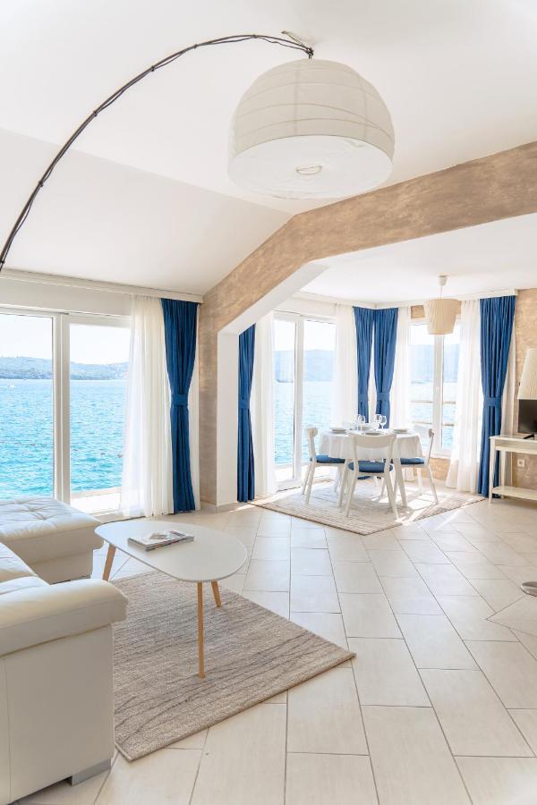Seafront Apartments Tivat Exteriör bild