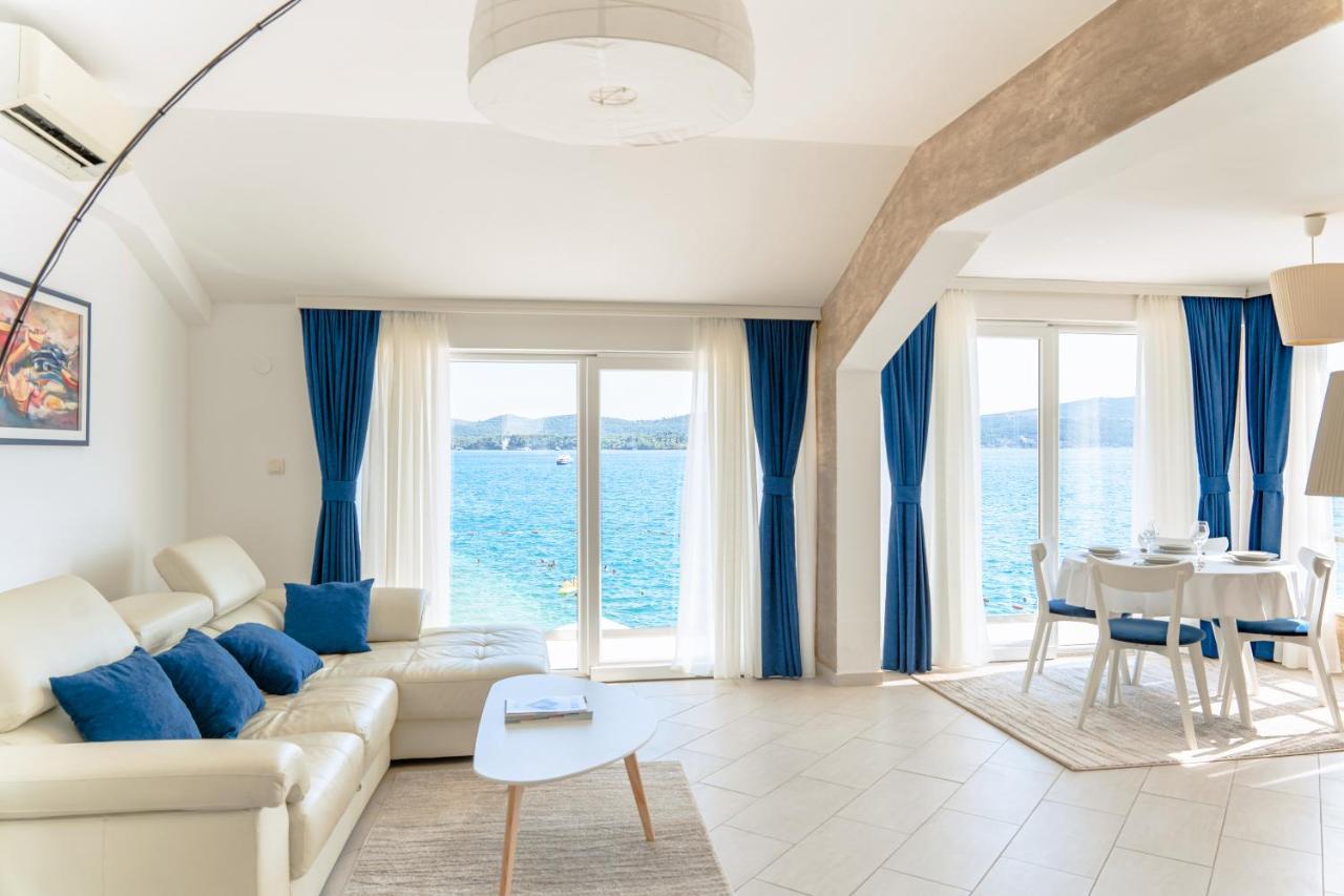 Seafront Apartments Tivat Exteriör bild
