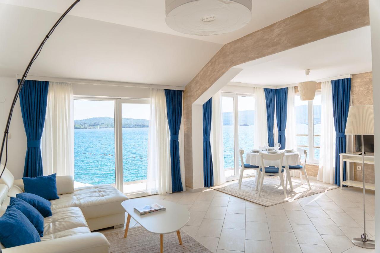 Seafront Apartments Tivat Exteriör bild