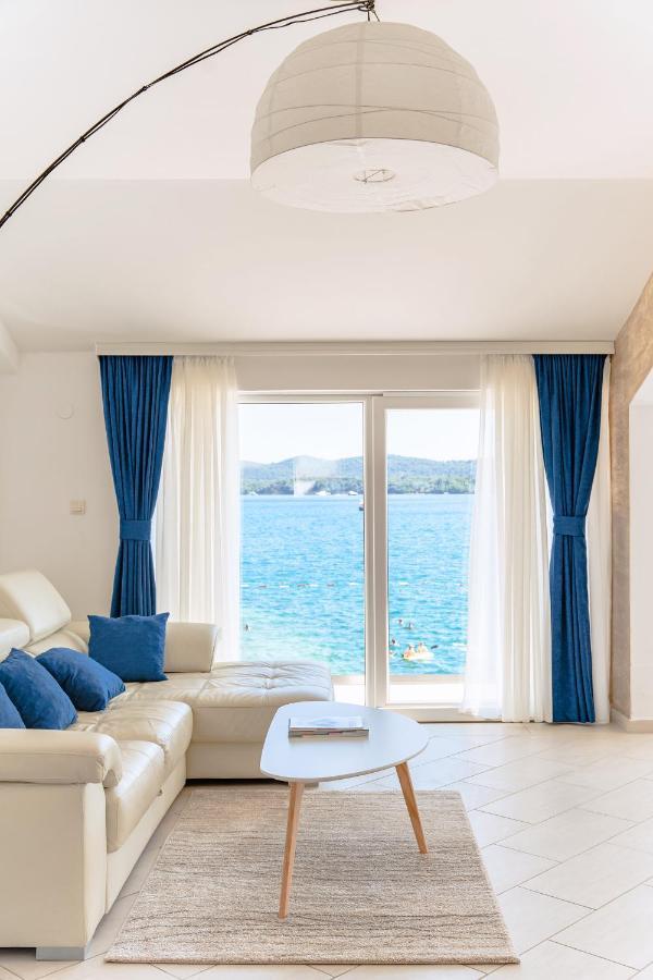 Seafront Apartments Tivat Exteriör bild
